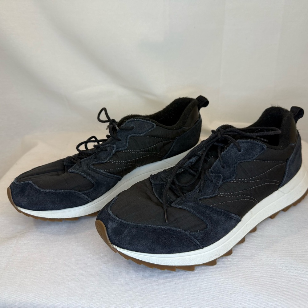 Merrell Black Alpine‎ Shoes Women’s Size 9